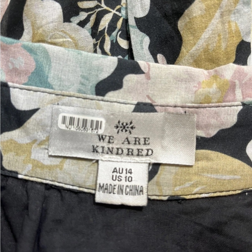 We are Kindred “Talulah” Floral Romper size 10 Free People - Picture 7 of 7